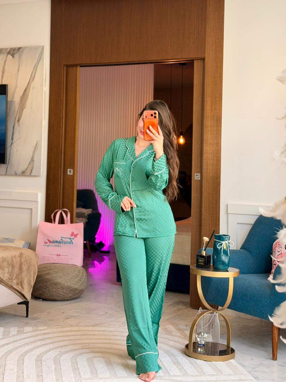 Satin Glow vue 4 — Prestina Maroc